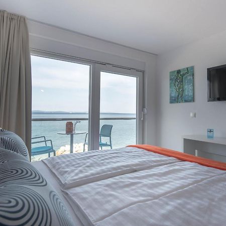 Beachfront Apartments Zanic Подстрана Экстерьер фото