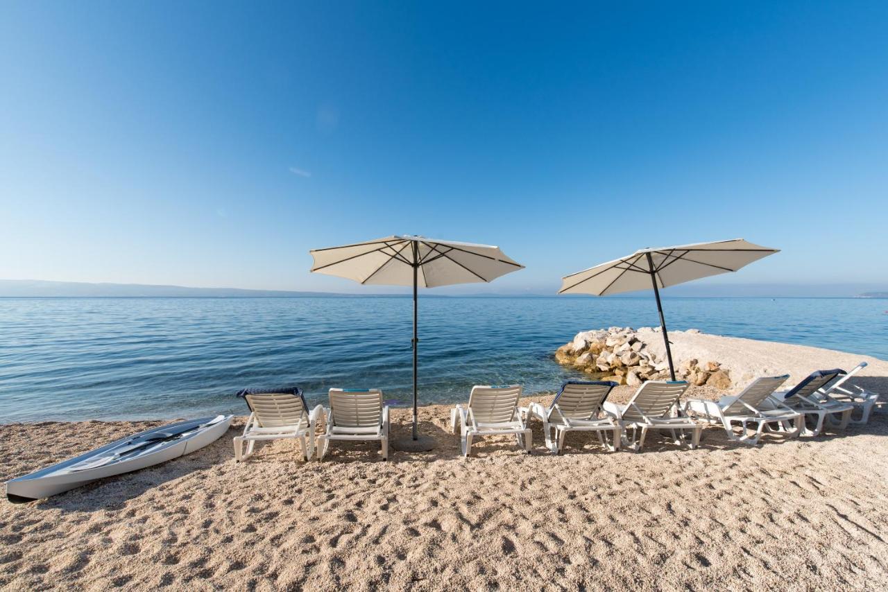 Beachfront Apartments Zanic Подстрана Экстерьер фото