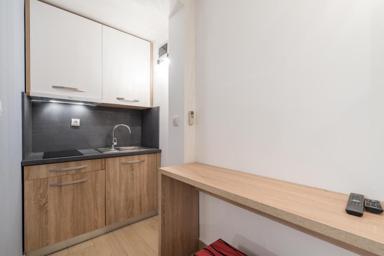 Beachfront Apartments Zanic Подстрана Номер фото