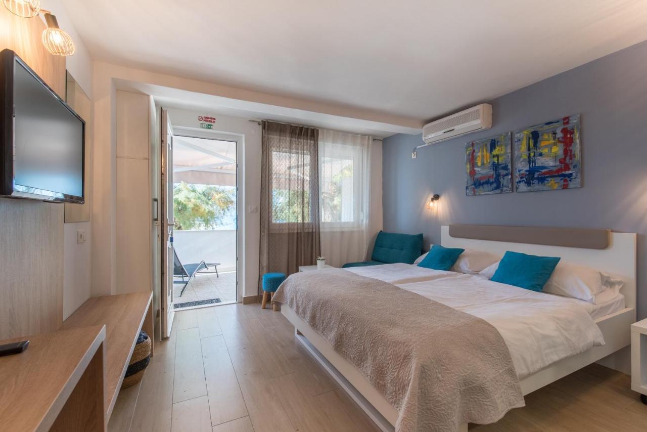 Beachfront Apartments Zanic Подстрана Экстерьер фото
