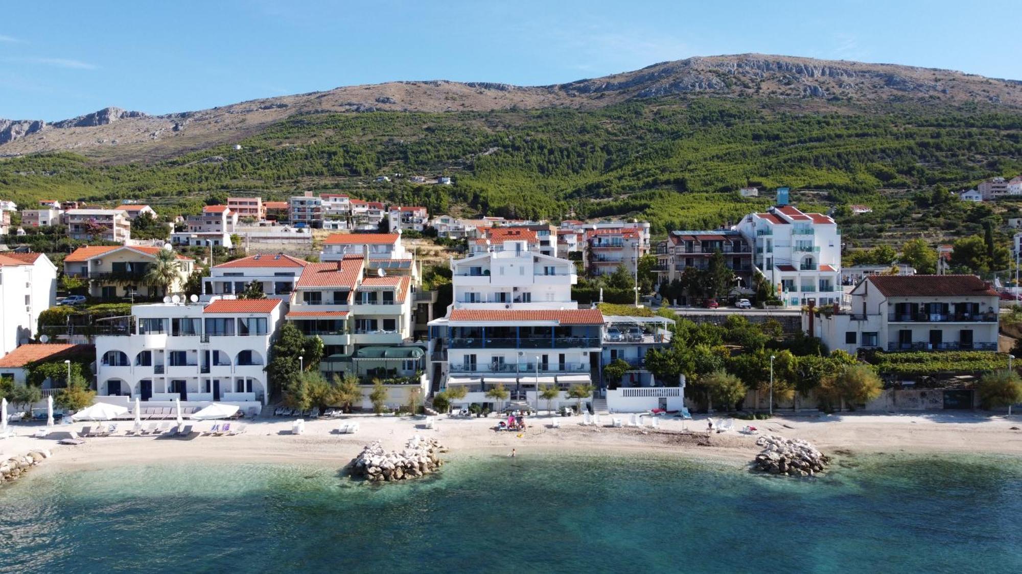 Beachfront Apartments Zanic Подстрана Экстерьер фото