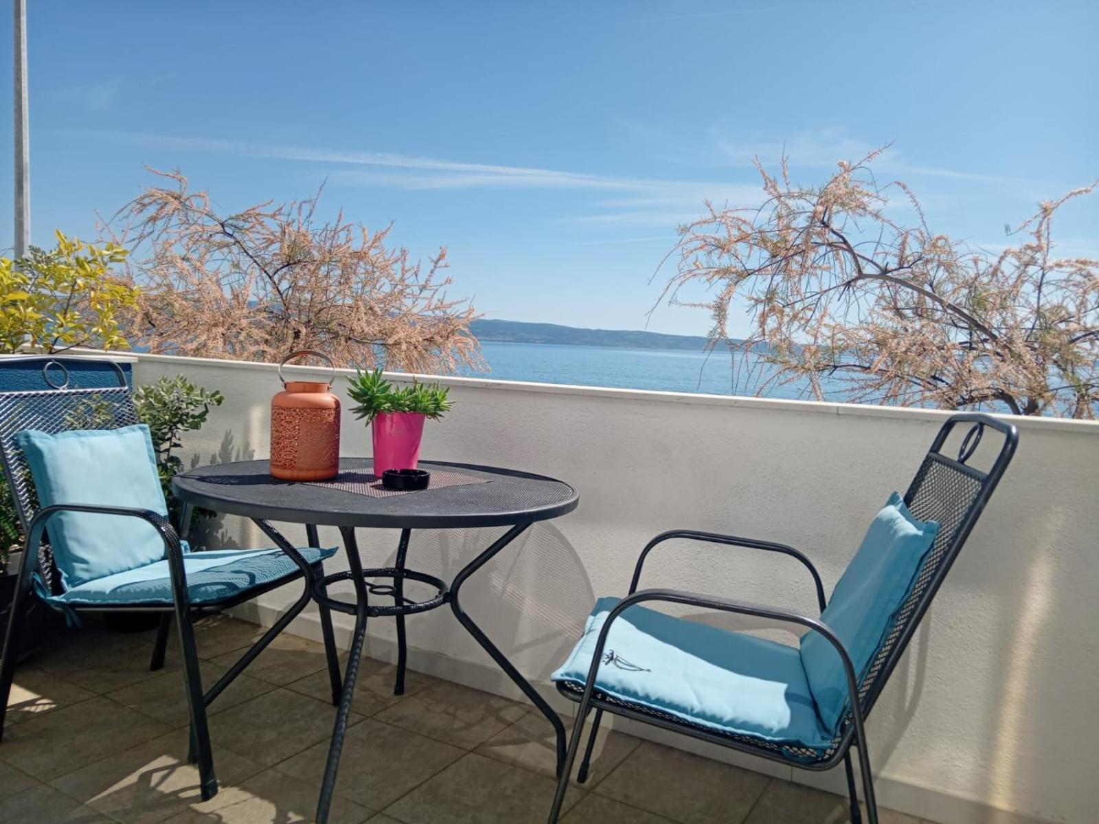 Beachfront Apartments Zanic Подстрана Экстерьер фото