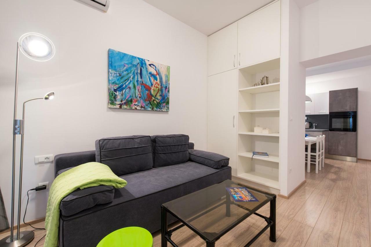 Beachfront Apartments Zanic Подстрана Экстерьер фото