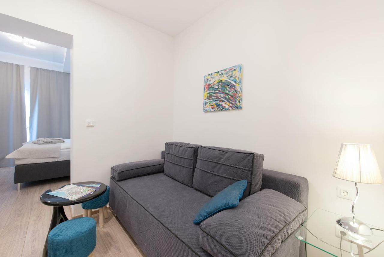 Beachfront Apartments Zanic Подстрана Экстерьер фото