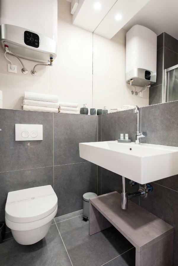 Beachfront Apartments Zanic Подстрана Экстерьер фото