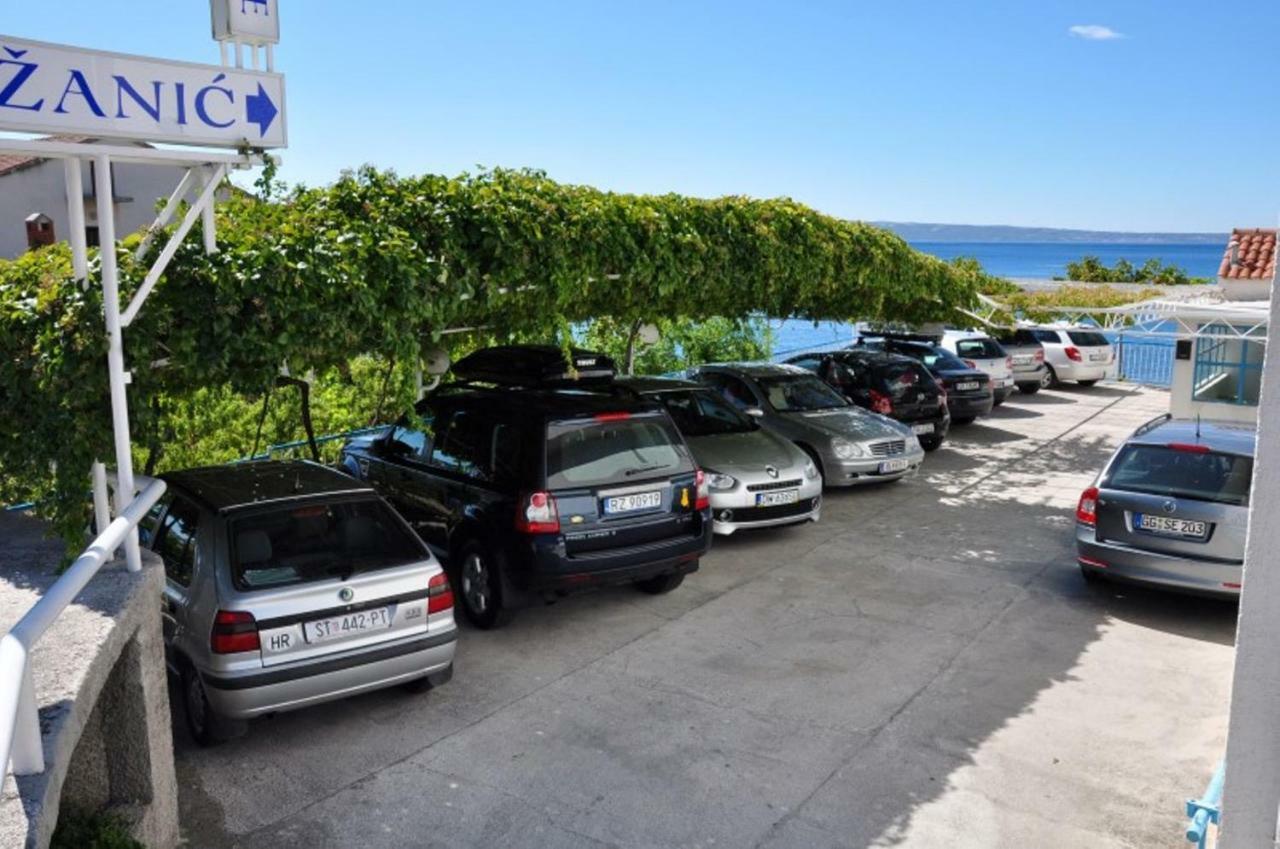 Beachfront Apartments Zanic Подстрана Экстерьер фото